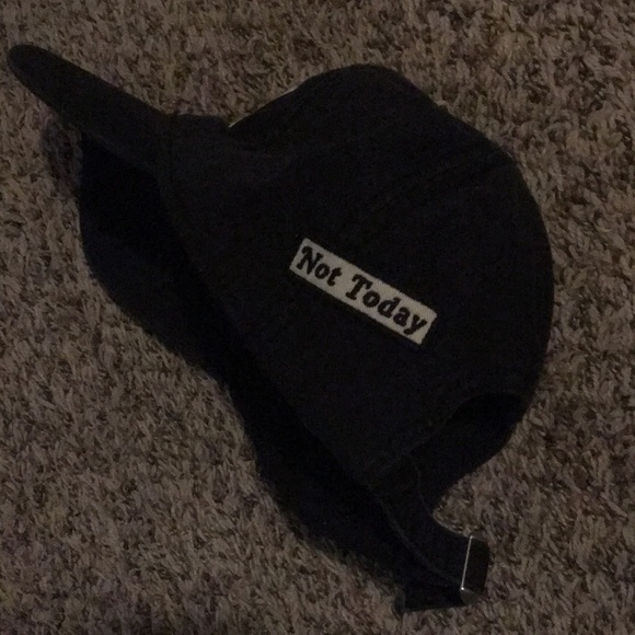 Bundle of Two Black Caps - Picture 2 of 2